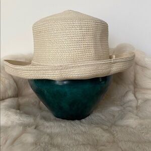 Villager by Liz Clairborne Cream Wide-Brim Packable Hat